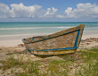 Foto: Old wooden boat on Jamaican beach Old wooden boat on Jamaican beach