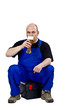 Photo: Handwerker mit einem Feierabendbier Handwerker mit einem Feierabendbier