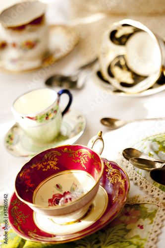 Photo: Antique porcelain tea cups and saucer Antique porcelain tea cups and saucer