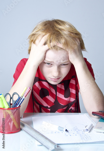 Photo: Schulisch überfordert Schulisch überfordert