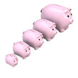 Fünf Sparschweine in einer Reihe