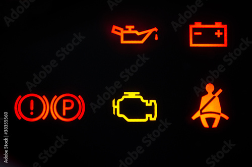 Photo: beleuchtete Warnsymbole, Auto beleuchtete Warnsymbole, Auto