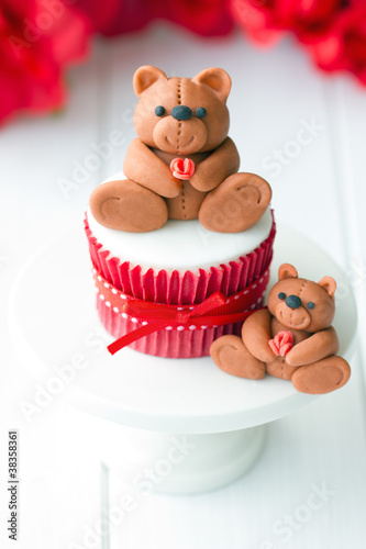 Photo: Valentine cupcake Valentine cupcake