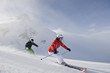 Foto: Skifahrer in extremen Abfahrt Position Skifahrer in extremen Abfahrt Position