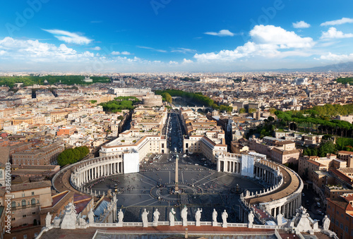 Foto: Vatican square of saint Peter Vatican square of saint Peter