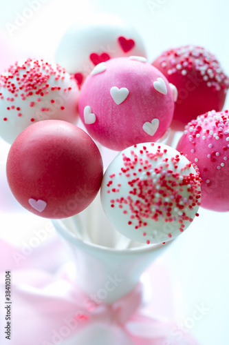 Photo: Valentine cake pops Valentine cake pops