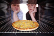 Foto: Pizza backen Pizza backen