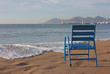 une chaise à la plage de cannes une chaise à la plage de cannes