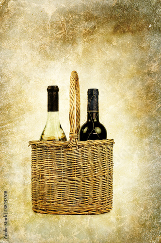 Photo : vintage wine basket vintage wine basket