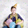 Mädchen feiert Geburtstag