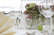 festtafel,festlich gedeckter tisch,blumen
