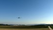 Flugzeug im Endanflug auf die Landebahn