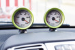 Foto: Elektroauto: Rundinstrumente in einem bekannten Serienfahrzeug Elektroauto: Rundinstrumente in einem bekannten Serienfahrzeug