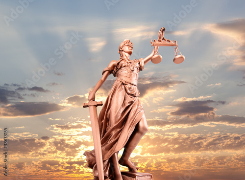 Photo: justice statue justice statue