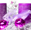 Weihnachtsdeko in lila