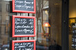 Menu de restaurant sur une ardoise - Paris (France)