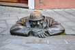 Statua nel centro di Bratislava Statua nel centro di Bratislava