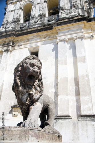 Photo: lion statue Cathedral of Leon Nicaragua lion statue Cathedral of Leon Nicaragua