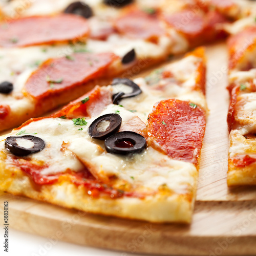 Photo: Pizza Salami Pizza Salami