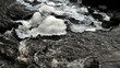 Bachlauf im Winter
