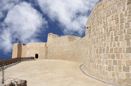 Photo: A entrance door inside the southern side of Bahrain fort A entrance door inside the southern side of Bahrain fort