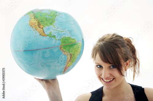 Photo: Junges Maedchen mit Globus Junges Maedchen mit Globus