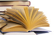 libros aislados en fondo blanco