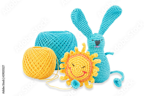 Photo: threads yellow and blue and toys threads yellow and blue and toys