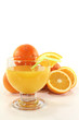 ein Glas frischer Orangensaft