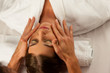 Kosmetikbehandlung mit Massage in Spa
