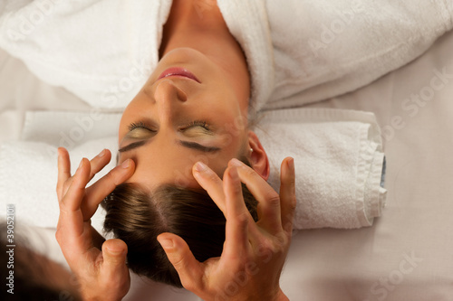 Photo: Cosmetic treatment massage in Spa Cosmetic treatment massage in Spa