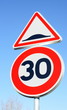 panneau ralentisseur, limitation à 30