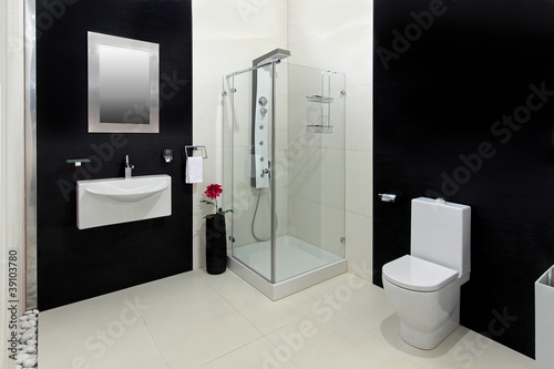 Photo: Black white bathroom Black white bathroom