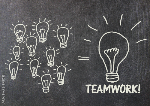 Foto: Zusammen im Team mehr erreichen - Konzept Zusammen im Team mehr erreichen - Konzept