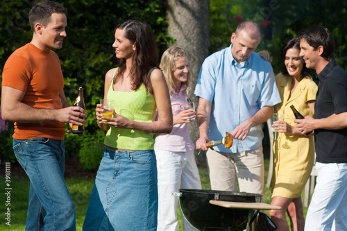 Foto: Grillparty im Garten Grillparty im Garten