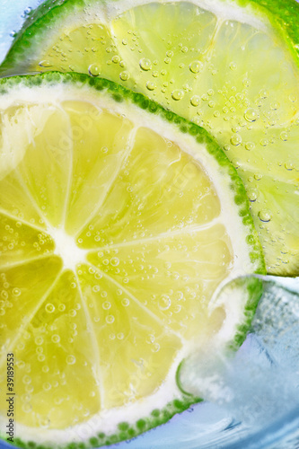 Photo: Limetten und Eis Limetten und Eis
