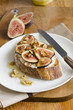 Toast with goats cheese and figs