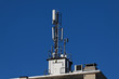Mobilfunkantennen auf Hausdach