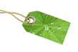 Holzanhänger mit Blatt und Wassertropfen