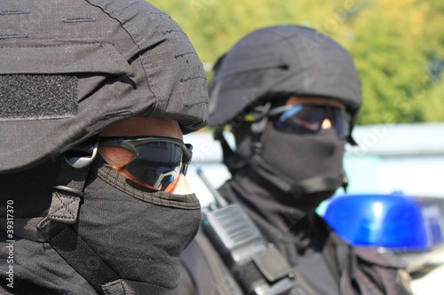 Photo: Two policemen, a special unit Two policemen, a special unit