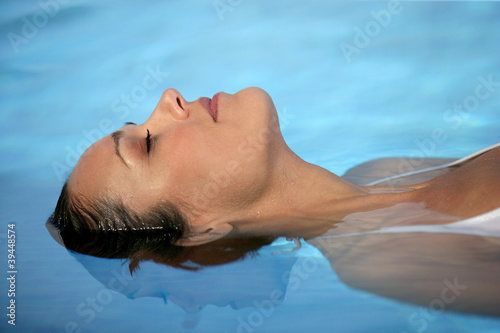 Photo: Woman laid in water Woman laid in water
