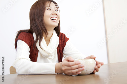 Photo: スープを飲む女性 スープを飲む女性