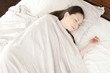 Foto: 眠る女性 眠る女性