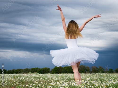 Photo: ballet dancer ballet dancer