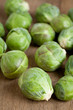 Rosenkohl auf Holz