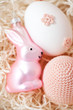 Osterhase im Nest