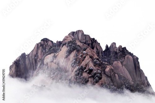 Photo : Rocky mountains in the morning fogs Rocky mountains in the morning fogs