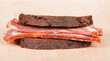 frisches Brot mit Schinkenspeck