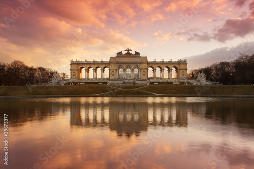 Photo: Gloriette Wien, Sonnenuntergang Gloriette Wien, Sonnenuntergang