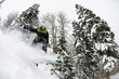 Foto: snowboarder on fresh deep snow snowboarder on fresh deep snow